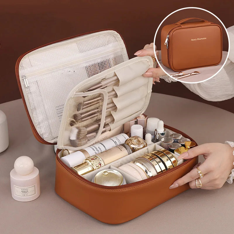Lyra Beauty Case